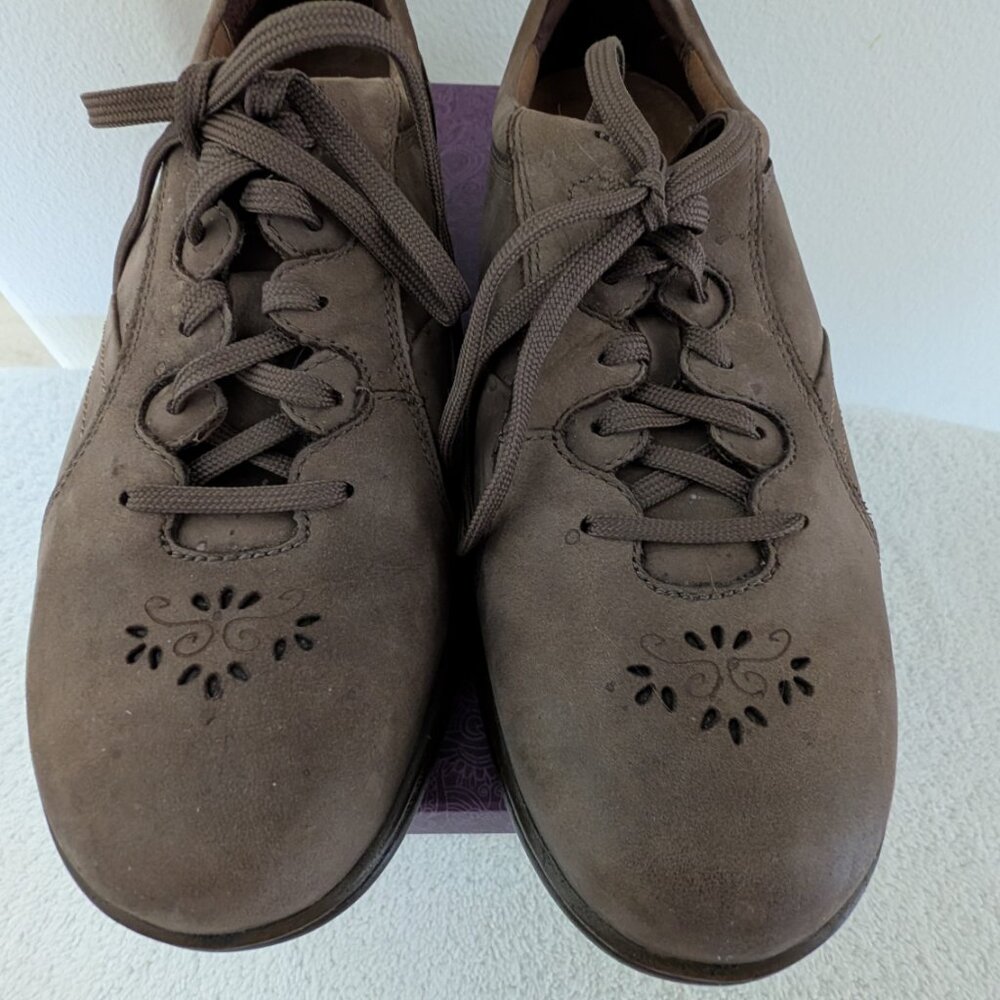 Aravon Women's Shoes - 7.5W